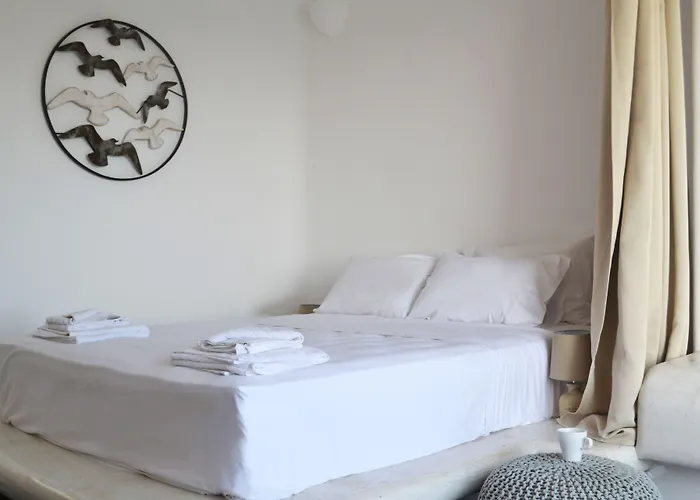 Golden بيت ضيافة