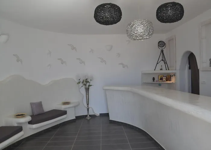 Golden بيت ضيافة أنافي