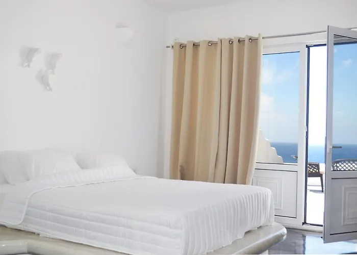 Golden بيت ضيافة أنافي